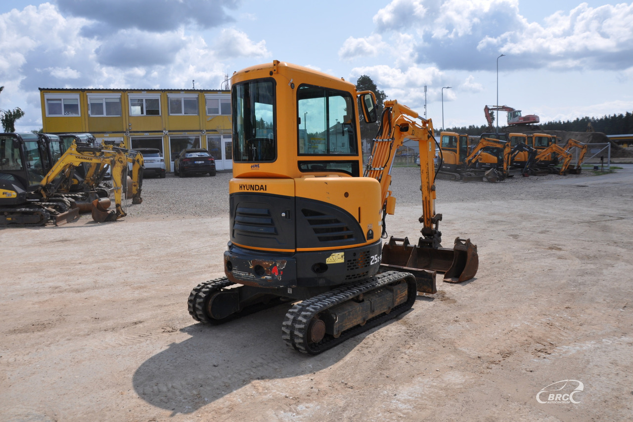 Hyundai R25Z-9AK - Miniexcavadora: foto 5 Hyundai R25Z-9AK - Miniexcavadora: foto 5