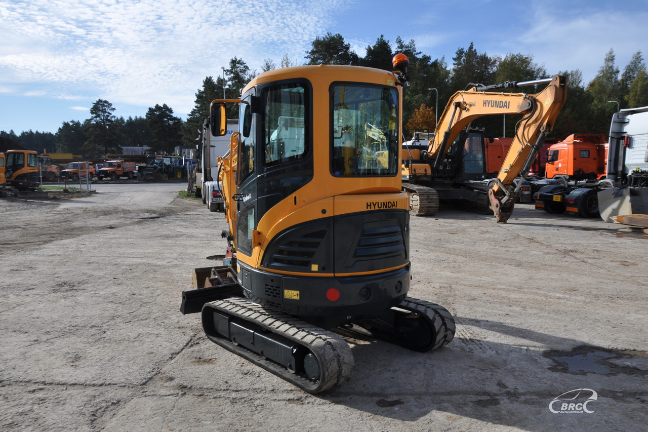 Hyundai R25Z-9AK - Miniexcavadora: foto 4 Hyundai R25Z-9AK - Miniexcavadora: foto 4
