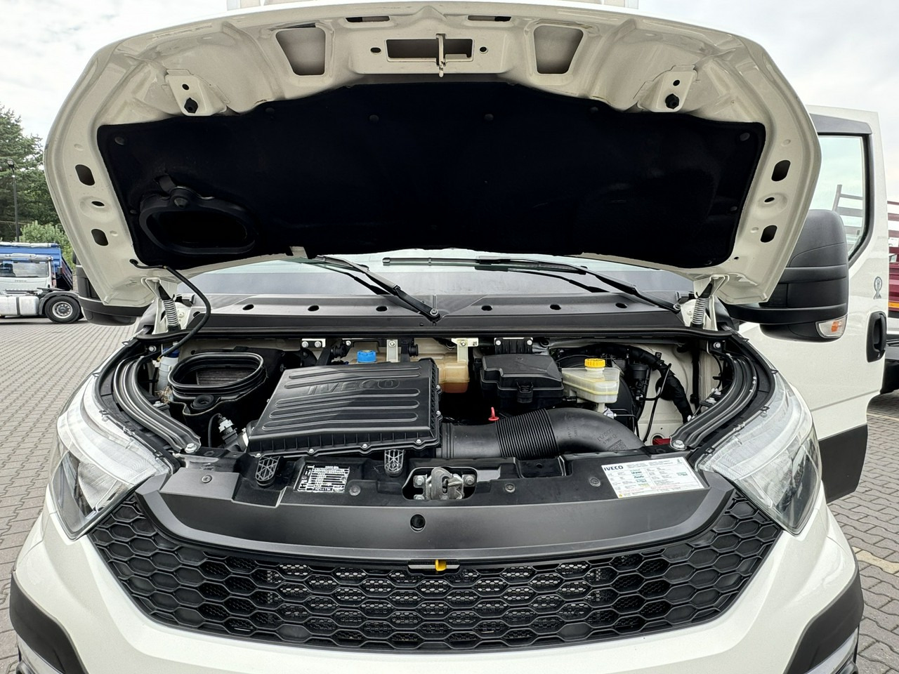 Furgoneta frigorifica Iveco Daily 70C17 Mroźnia Agregat Carrier Supra 750 10-Palet + Winda: foto 25