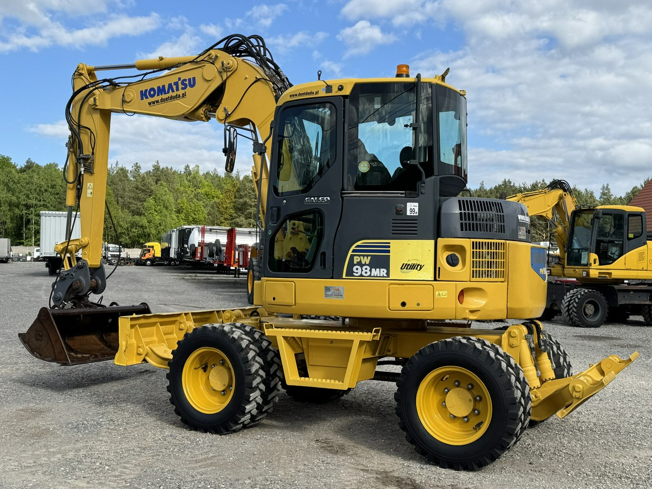 Excavadora de ruedas Komatsu PW 98 MR 8 Pług + Podpory 10ton Szybkozłącze: foto 13