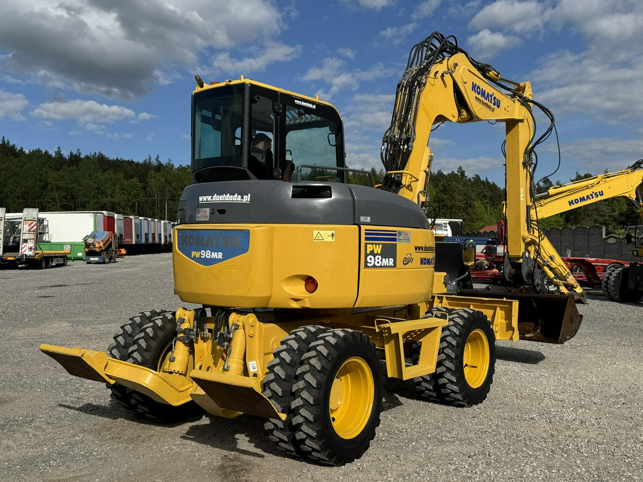 Excavadora de ruedas Komatsu PW 98 MR 8 Pług + Podpory 10ton Szybkozłącze: foto 17
