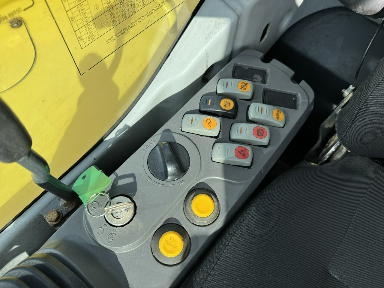 Excavadora de ruedas Komatsu PW 98 MR 8 Pług + Podpory 10ton Szybkozłącze: foto 27