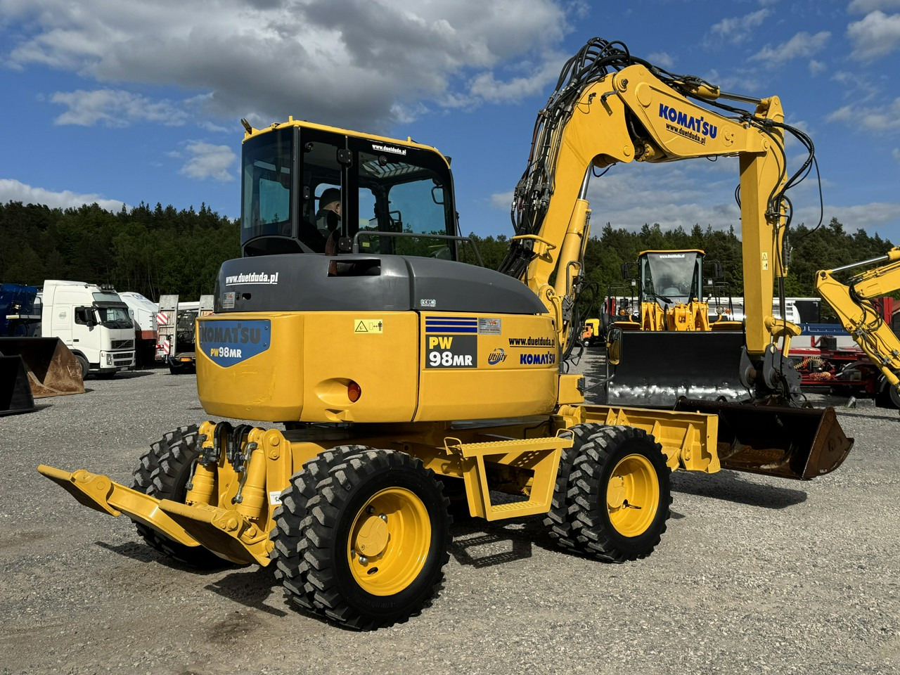 Excavadora de ruedas Komatsu PW 98 MR 8 Pług + Podpory 10ton Szybkozłącze: foto 14