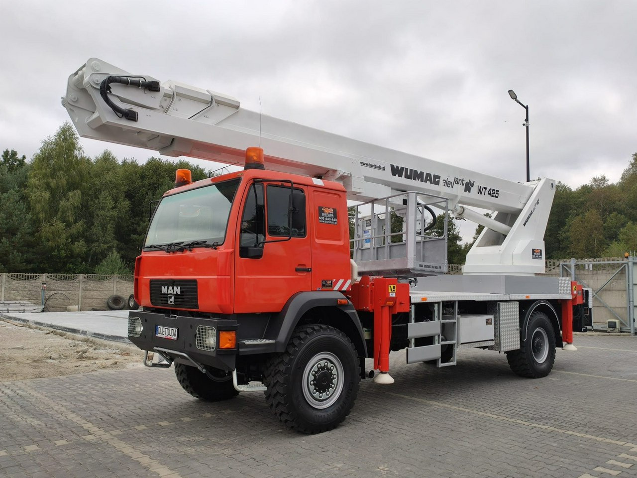 MAN 18.284 4x4 Zwyżka WUMAG WT 425 Podnośnik Koszowy - Camión con plataforma elevadora: foto 5 MAN 18.284 4x4 Zwyżka WUMAG WT 425 Podnośnik Koszowy - Camión con plataforma elevadora: foto 5