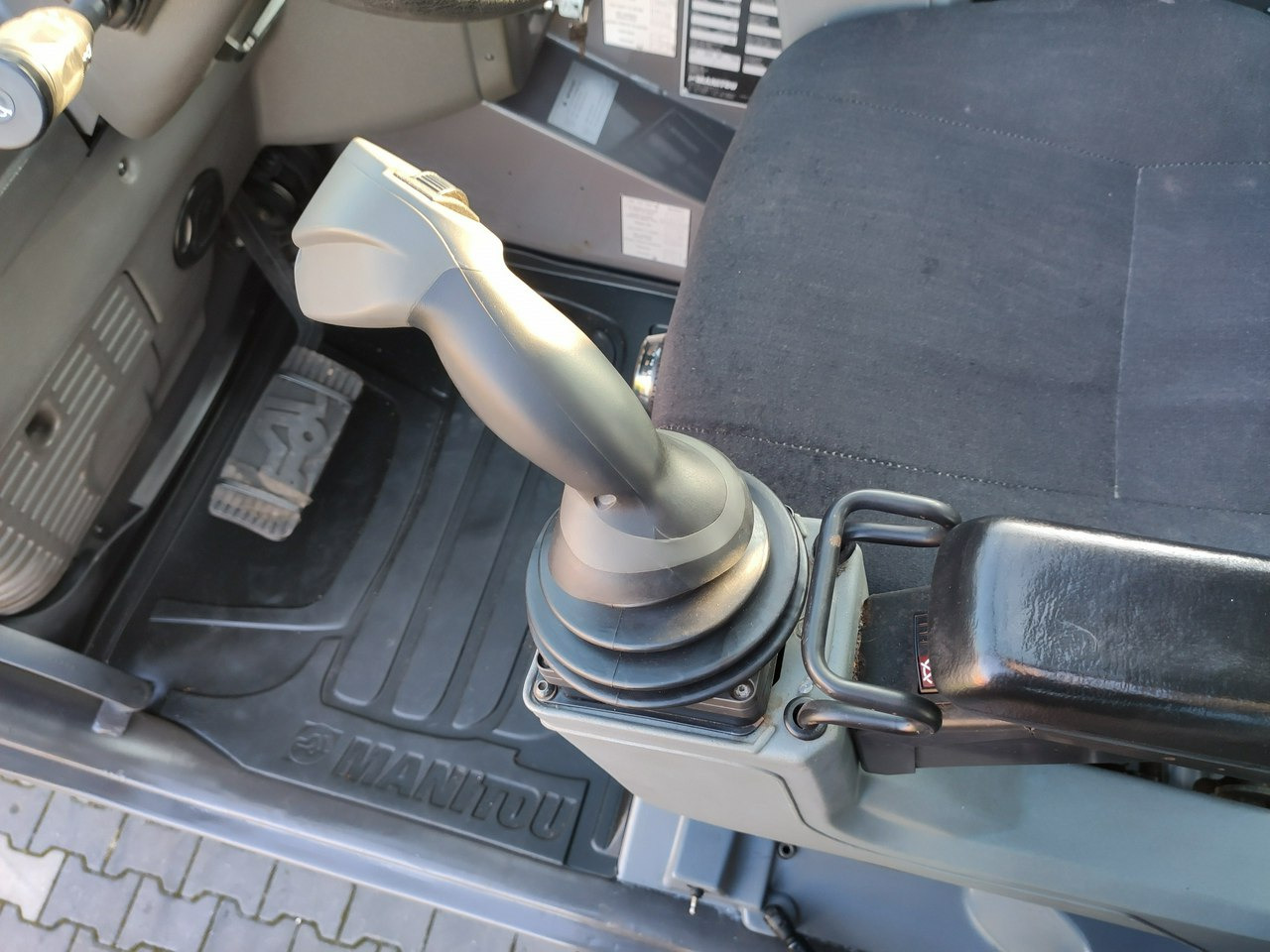 Manipulador telescópico Manitou MRT1850 ROTO Teleskopowa Obrotowa 2150,2140,2540: foto 25 Manipulador telescópico Manitou MRT1850 ROTO Teleskopowa Obrotowa 2150,2140,2540: foto 25