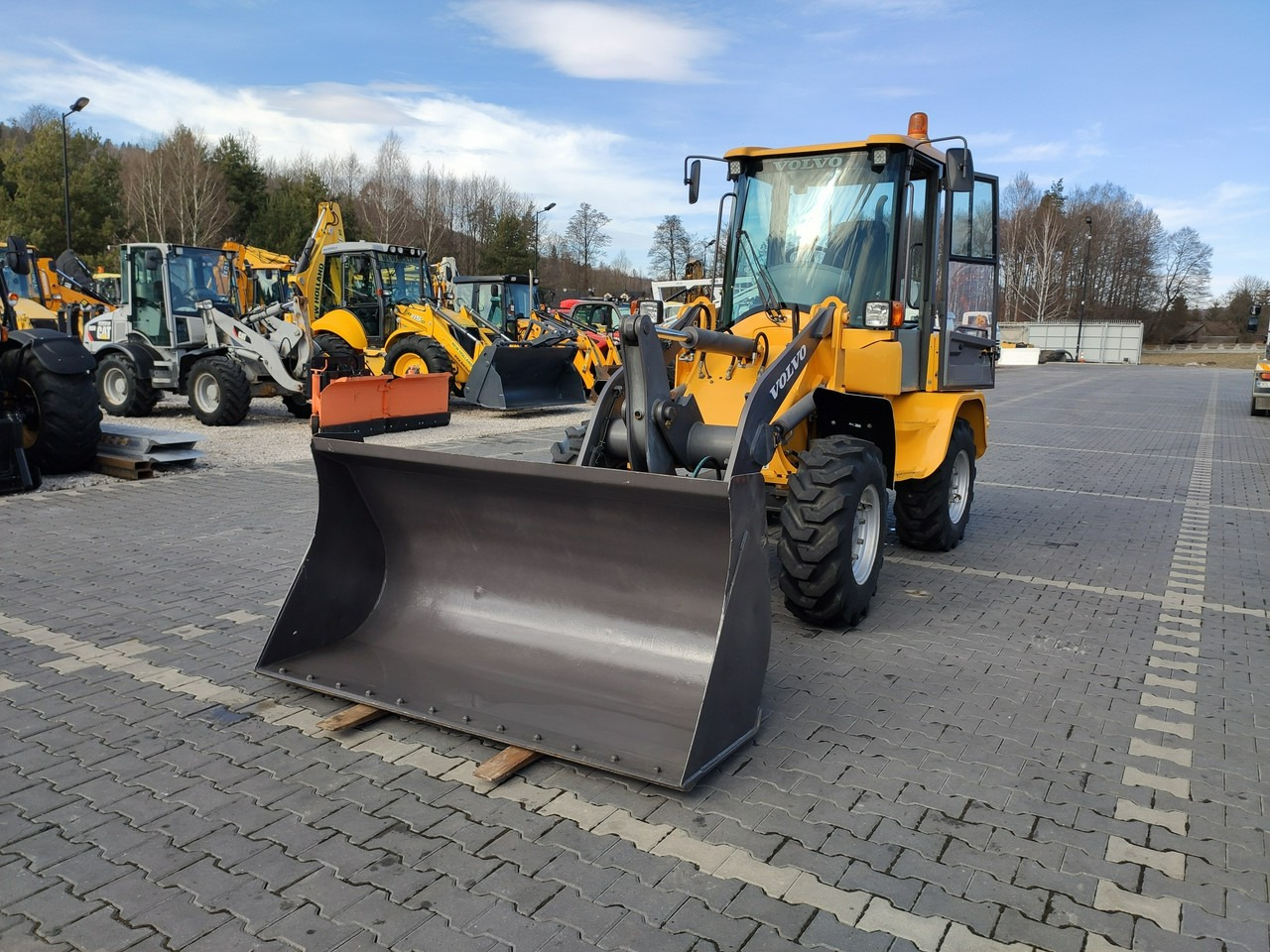 Volvo L30B Pro Unikat Stan Tylko 5380 mth - Cargadora de ruedas: foto 3 Volvo L30B Pro Unikat Stan Tylko 5380 mth - Cargadora de ruedas: foto 3