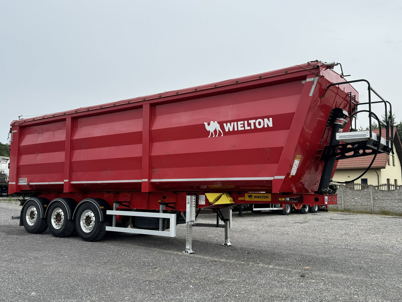 Wielton HARDOX STALOWA DO ZŁOMU 50m Oś Podnoszona Złomówka Stan Bdb - Semirremolque volquete: foto 2 Wielton HARDOX STALOWA DO ZŁOMU 50m Oś Podnoszona Złomówka Stan Bdb - Semirremolque volquete: foto 2