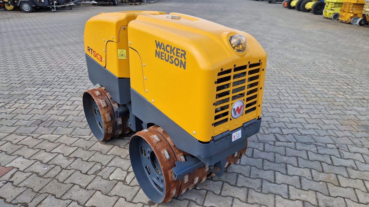 WACKER NEUSON RT SC 3 - Mini compactadora: foto 3 WACKER NEUSON RT SC 3 - Mini compactadora: foto 3