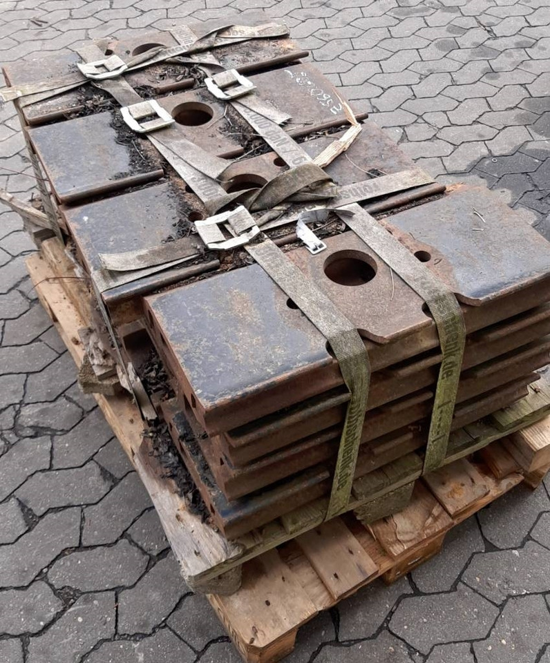 Hitachi Bodenplatten 650mm, Zweisteg - Oruga para Maquinaria de construcción: foto 4 Hitachi Bodenplatten 650mm, Zweisteg - Oruga para Maquinaria de construcción: foto 4