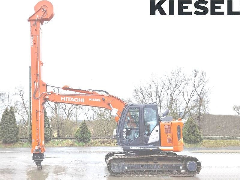 Excavadora de cadenas Hitachi ZX 135 US-6 Teledipper: foto 1
