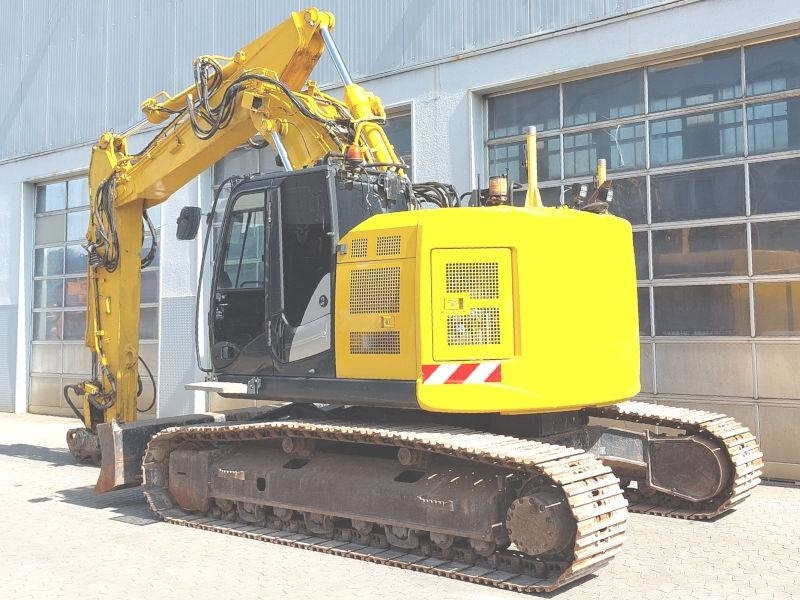 Hitachi ZX 225 US LC-6 - Excavadora de cadenas: foto 3 Hitachi ZX 225 US LC-6 - Excavadora de cadenas: foto 3