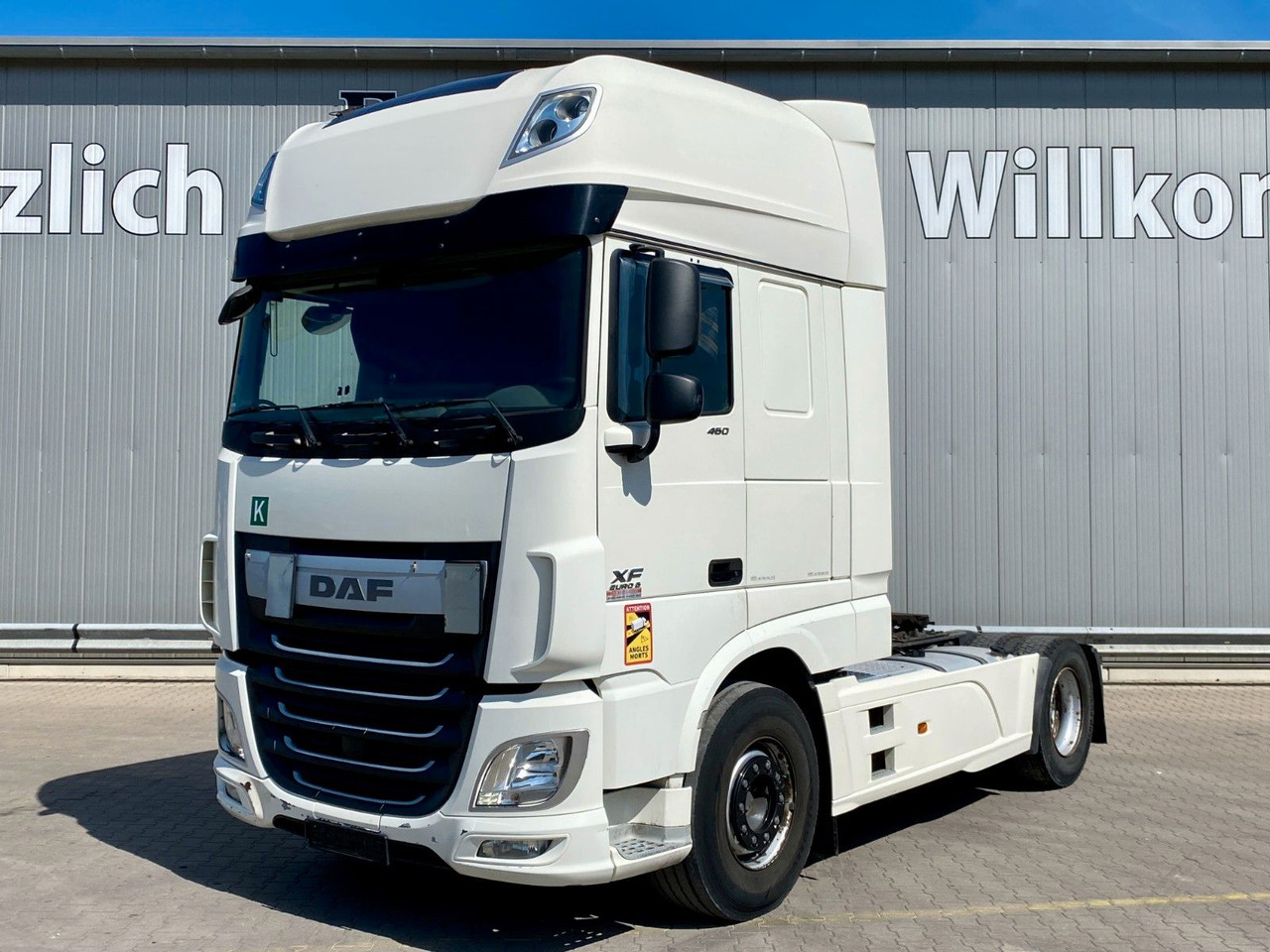 DAF XF 460 Super Space Cab | Klima*Vollspoiler - Cabeza tractora: foto 1 DAF XF 460 Super Space Cab | Klima*Vollspoiler - Cabeza tractora: foto 1