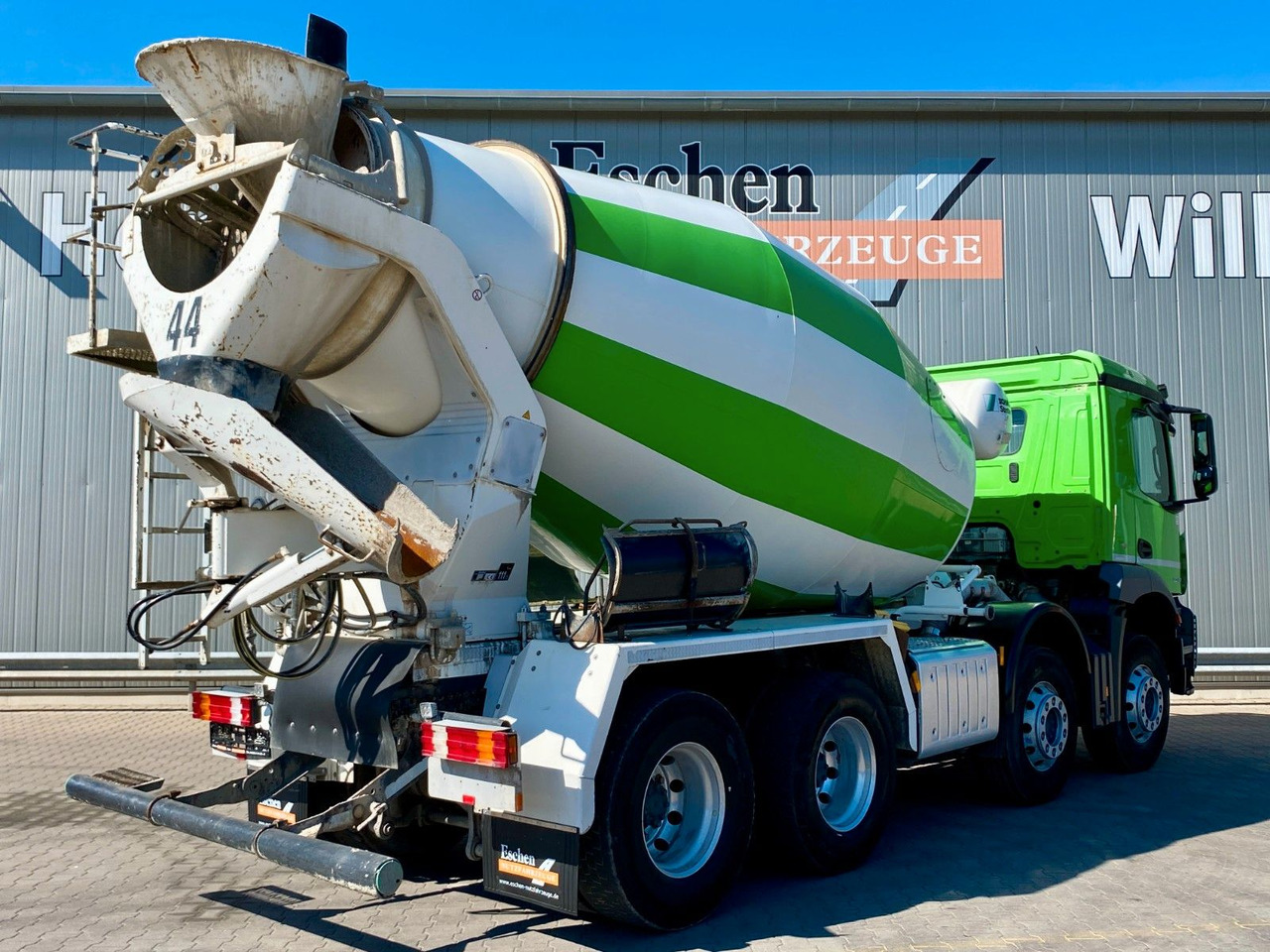 Mercedes-Benz 3240 Arocs 8x4| 9m³ Stetter*Navi*Klima*ASR*Blatt - Camión hormigonera: foto 5 Mercedes-Benz 3240 Arocs 8x4| 9m³ Stetter*Navi*Klima*ASR*Blatt - Camión hormigonera: foto 5
