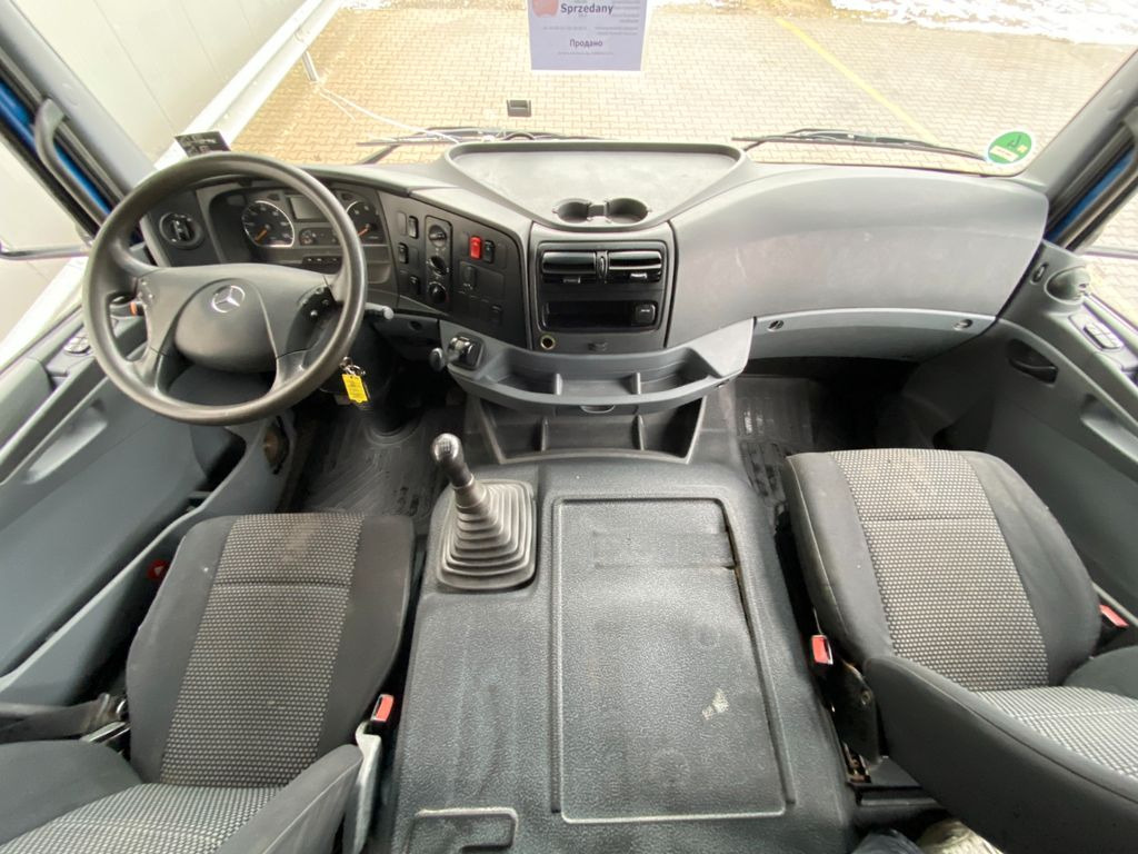 Camión caja abierta Mercedes-Benz Axor 1829 LL  6,55m Pritsche*6 Sitze*Klima*AHK: foto 12