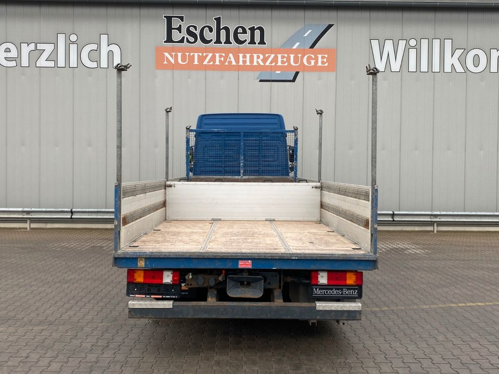 Mercedes-Benz Axor 1829 LL 6,55m Pritsche*6 Sitze*Klima*AHK - Camión caja abierta: foto 4 Mercedes-Benz Axor 1829 LL 6,55m Pritsche*6 Sitze*Klima*AHK - Camión caja abierta: foto 4