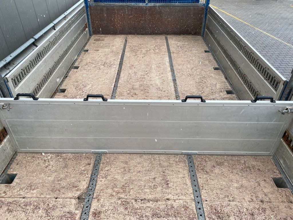 Camión caja abierta Mercedes-Benz Axor 1829 LL  6,55m Pritsche*6 Sitze*Klima*AHK: foto 9
