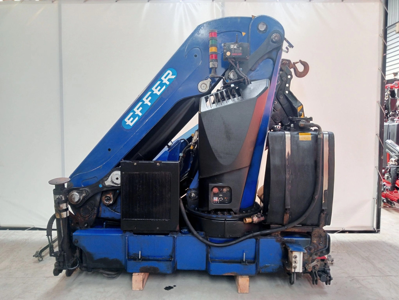 Grúa EFFER 305 5S - Grúa para camión para Camión: foto 1 Grúa EFFER 305 5S - Grúa para camión para Camión: foto 1