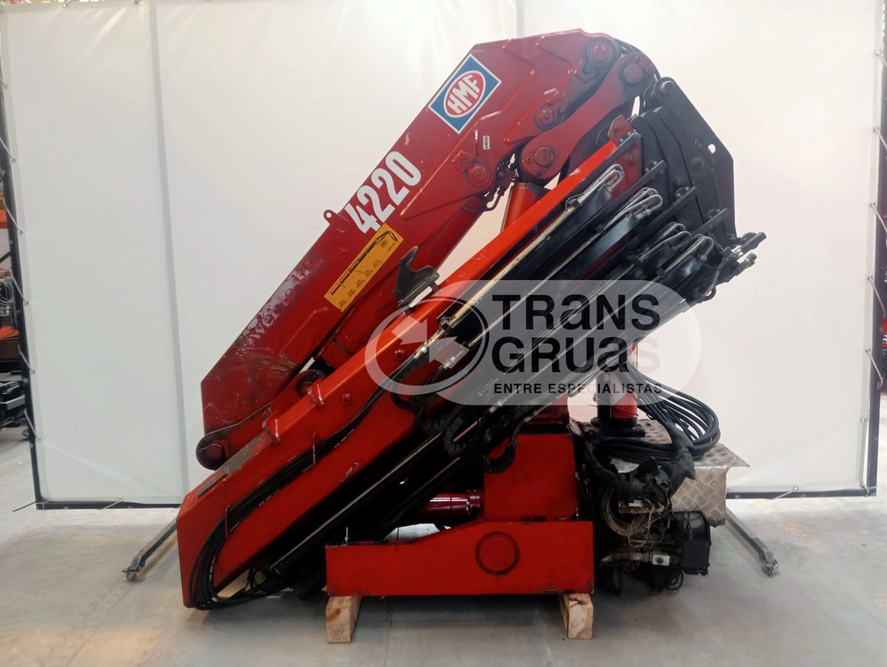 Grúa HMF 4220 K4 - Grúa para camión para Camión: foto 1 Grúa HMF 4220 K4 - Grúa para camión para Camión: foto 1