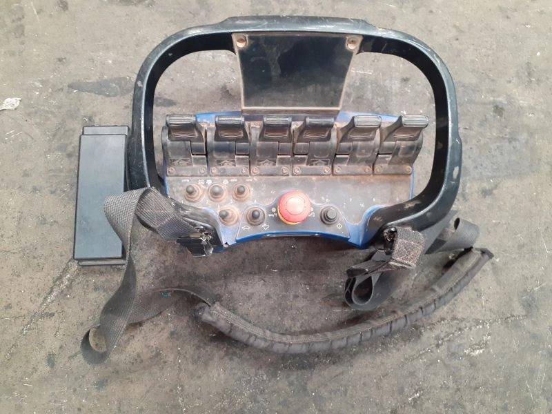 Grúa PM 16 - Grúa para camión para Camión: foto 1 Grúa PM 16 - Grúa para camión para Camión: foto 1