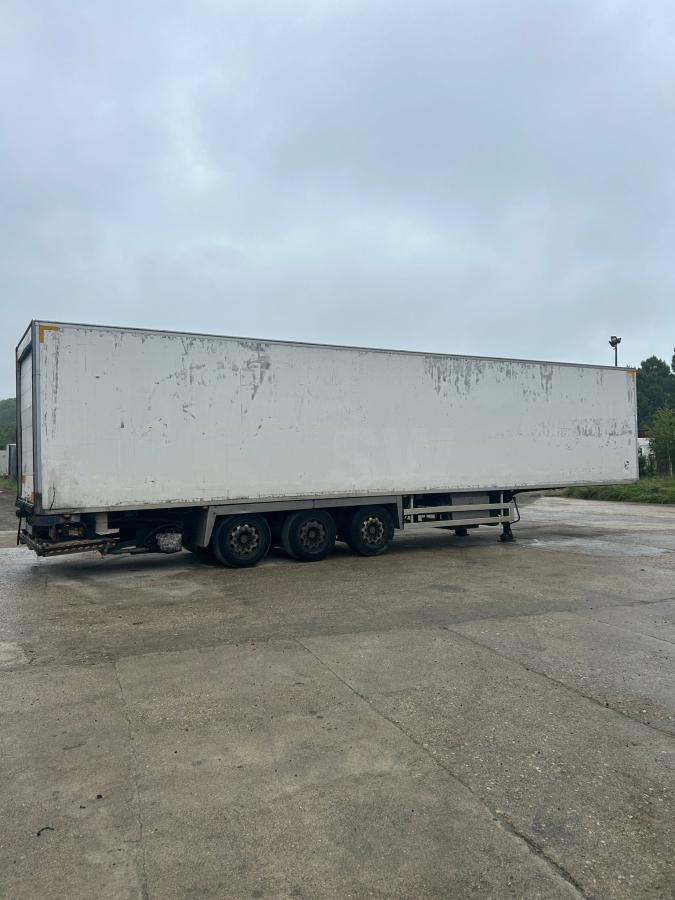 Chereau  - Semirremolque isotérmico: foto 4 Chereau  - Semirremolque isotérmico: foto 4