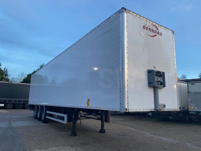 Fruehauf - Semirremolque caja cerrada: foto 3 Fruehauf - Semirremolque caja cerrada: foto 3