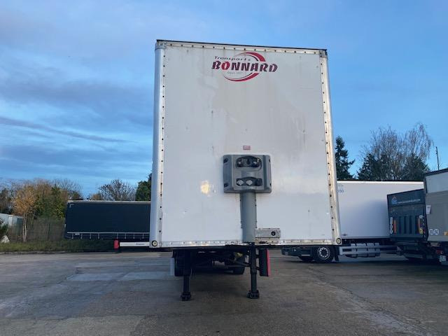 Fruehauf - Semirremolque caja cerrada: foto 5 Fruehauf - Semirremolque caja cerrada: foto 5