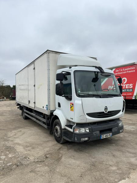Renault Midlum 180 - Camión caja cerrada: foto 1 Renault Midlum 180 - Camión caja cerrada: foto 1