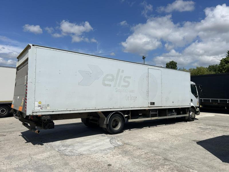 Renault Midlum 180 - Camión caja cerrada: foto 2 Renault Midlum 180 - Camión caja cerrada: foto 2