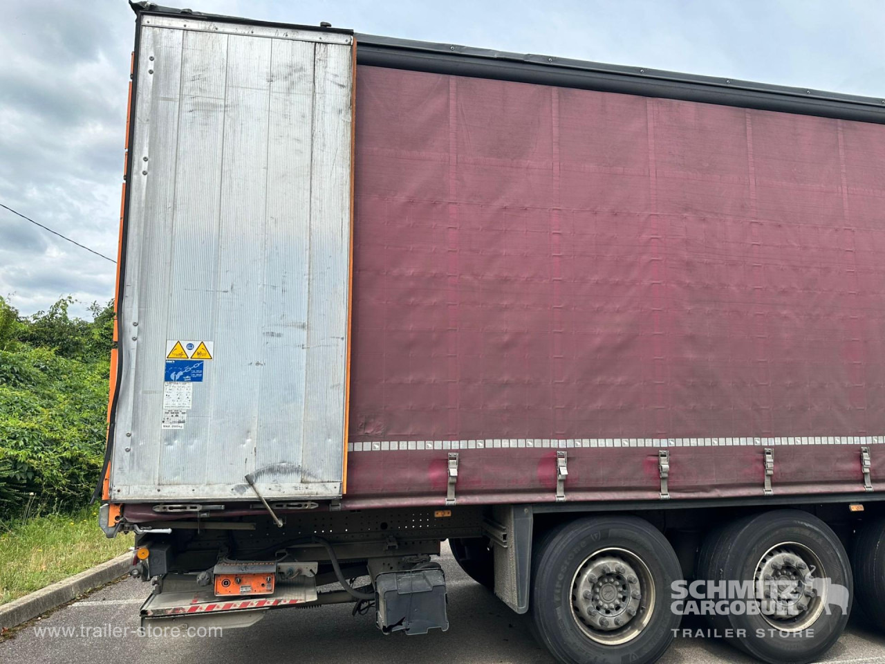 Semirremolque lona SCHMITZ Curtainsider Standard Taillift: foto 6 Semirremolque lona SCHMITZ Curtainsider Standard Taillift: foto 6