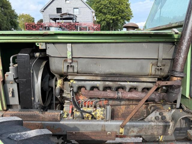 Tractor Fendt Favorit 612 LS Turbomatik: foto 8 Tractor Fendt Favorit 612 LS Turbomatik: foto 8
