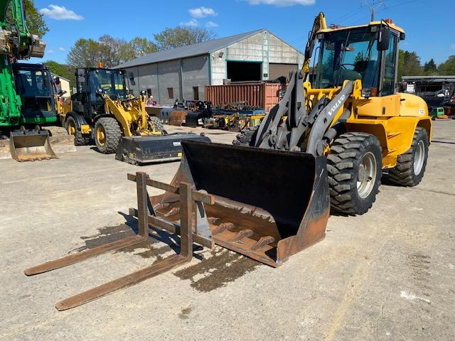 Volvo L 40 TP - Cargadora de ruedas: foto 1 Volvo L 40 TP - Cargadora de ruedas: foto 1