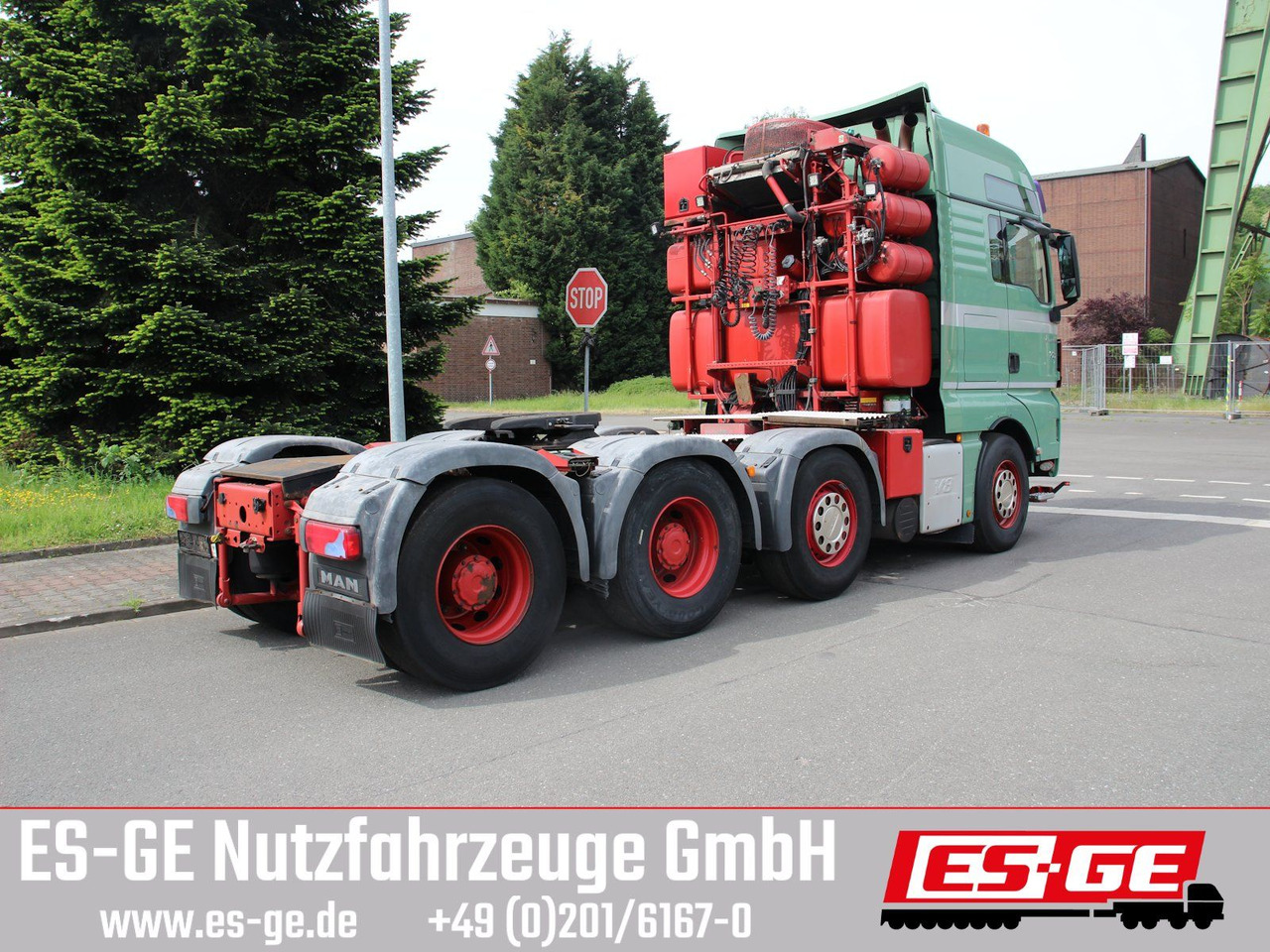 MAN TGX 41680 8x4/4 BLS - Cabeza tractora: foto 4 MAN TGX 41680 8x4/4 BLS - Cabeza tractora: foto 4