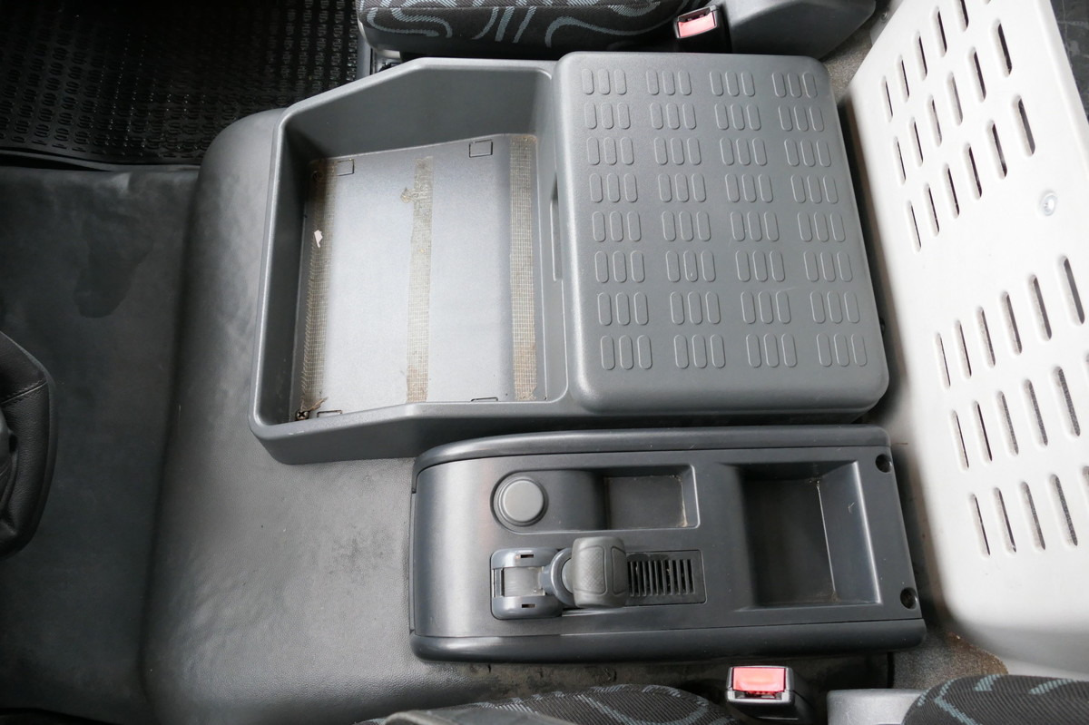Camión caja cerrada IVECO EuroCargo ML 75 E 16 P LBW LUFT EURO-5: foto 8
