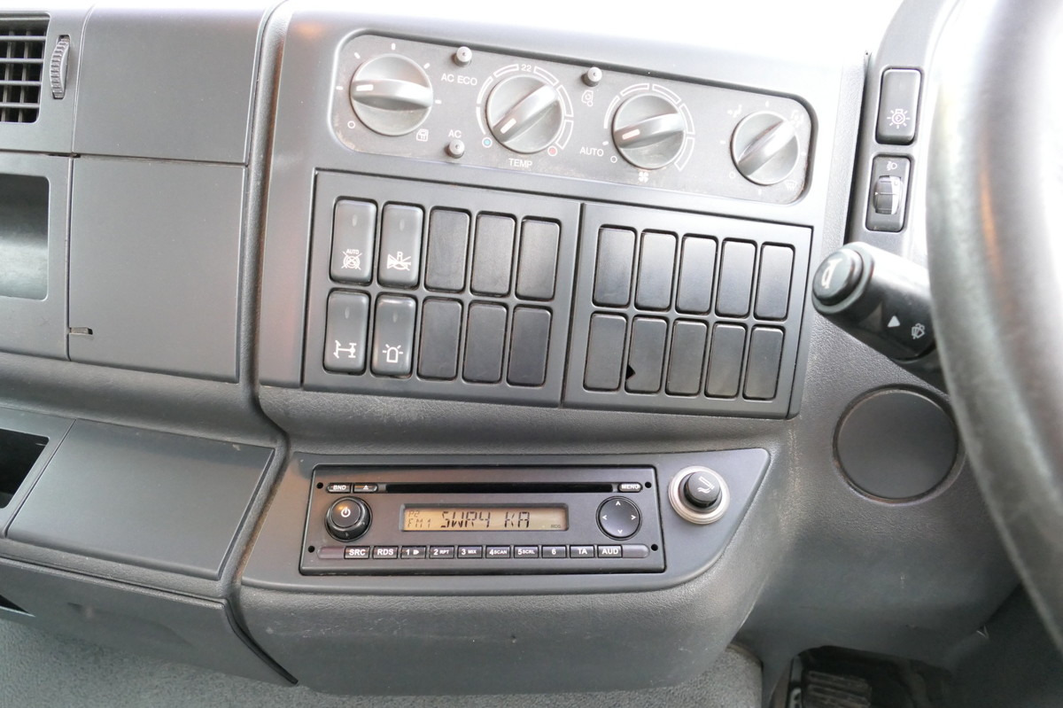 Barredora vial MAN TGL 12.250 Küpper Weisser Kehrmaschine: foto 17 Barredora vial MAN TGL 12.250 Küpper Weisser Kehrmaschine: foto 17