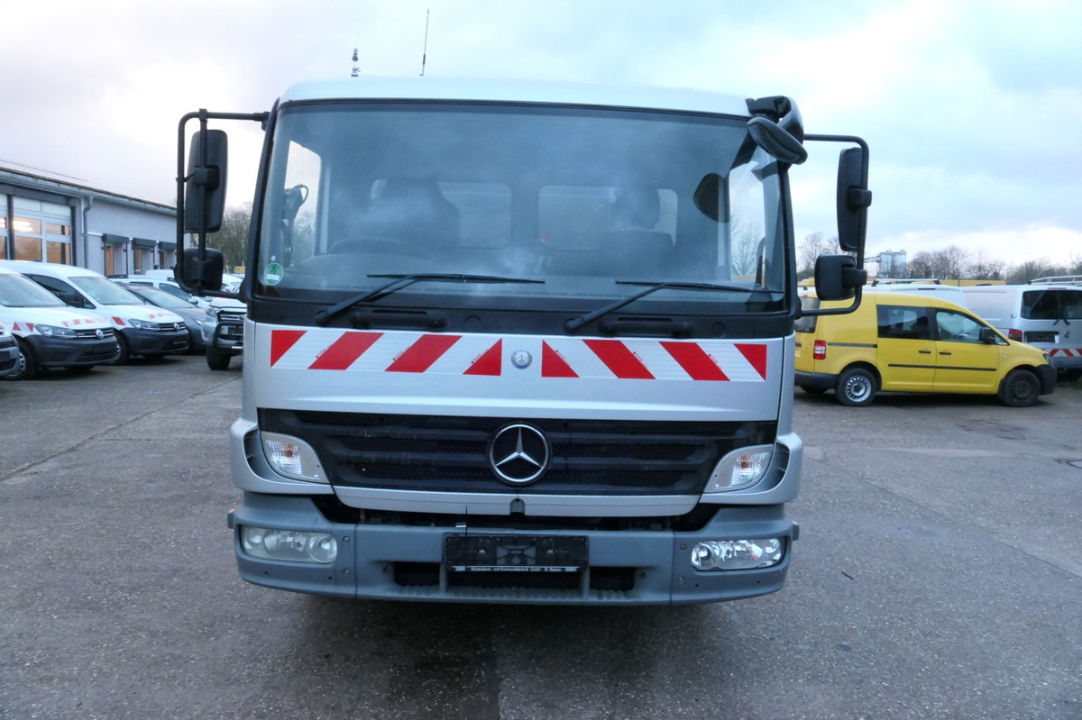 MERCEDES-BENZ Atego 1018 Rechtslenker Schmidt SK 500 R Rückfah - Barredora vial: foto 2 MERCEDES-BENZ Atego 1018 Rechtslenker Schmidt SK 500 R Rückfah - Barredora vial: foto 2
