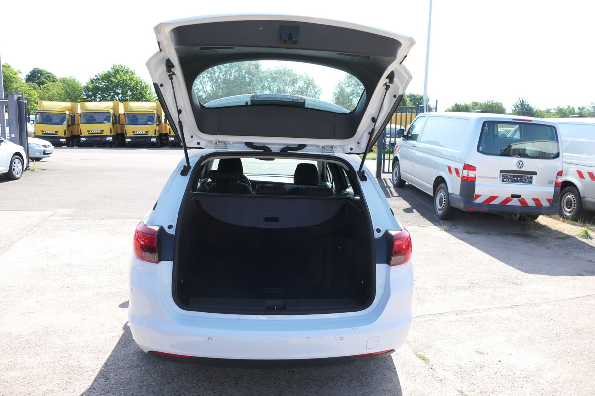 OPEL Astra K 1.6 CDTI Edition S/S KLIMA - Coche: foto 5 OPEL Astra K 1.6 CDTI Edition S/S KLIMA - Coche: foto 5