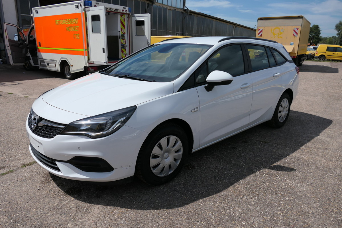 OPEL Astra Sports Tourer 1.5 CDTI KLIMA - Coche familiar: foto 2 OPEL Astra Sports Tourer 1.5 CDTI KLIMA - Coche familiar: foto 2