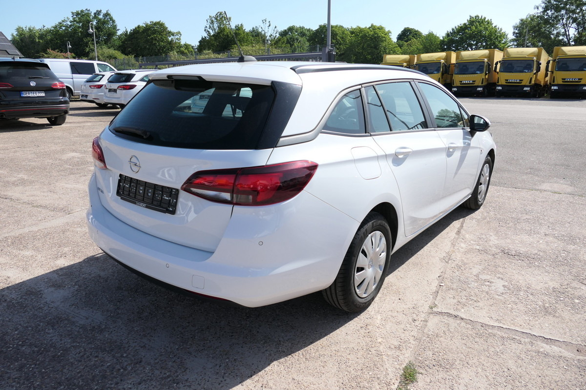 OPEL Astra Sports Tourer 1.5 CDTI KLIMA - Coche: foto 4 OPEL Astra Sports Tourer 1.5 CDTI KLIMA - Coche: foto 4