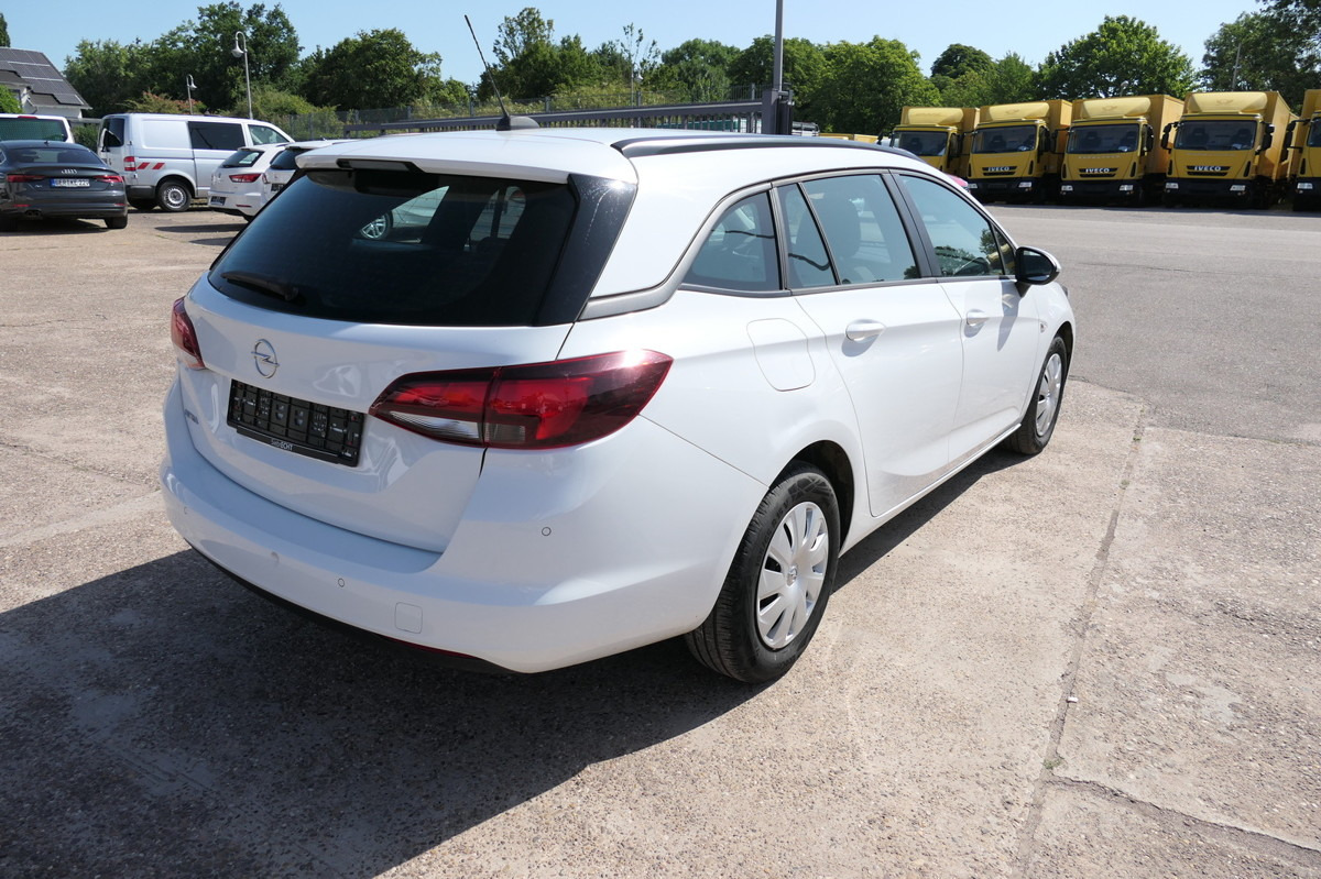 OPEL Astra Sports Tourer 1.5 CDTI KLIMA - Coche: foto 4 OPEL Astra Sports Tourer 1.5 CDTI KLIMA - Coche: foto 4