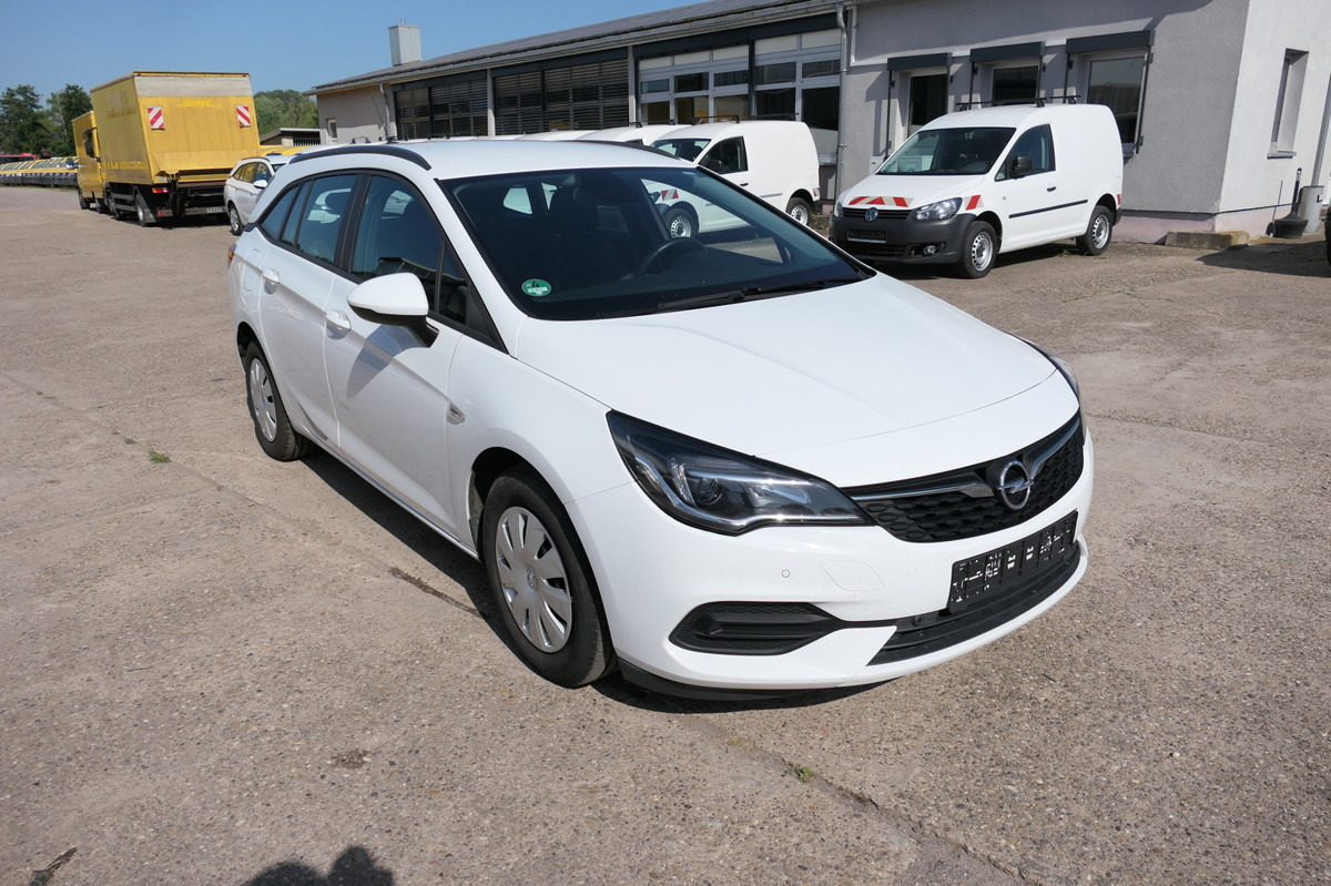 OPEL Astra Sports Tourer 1.5 CDTI KLIMA - Coche: foto 1 OPEL Astra Sports Tourer 1.5 CDTI KLIMA - Coche: foto 1