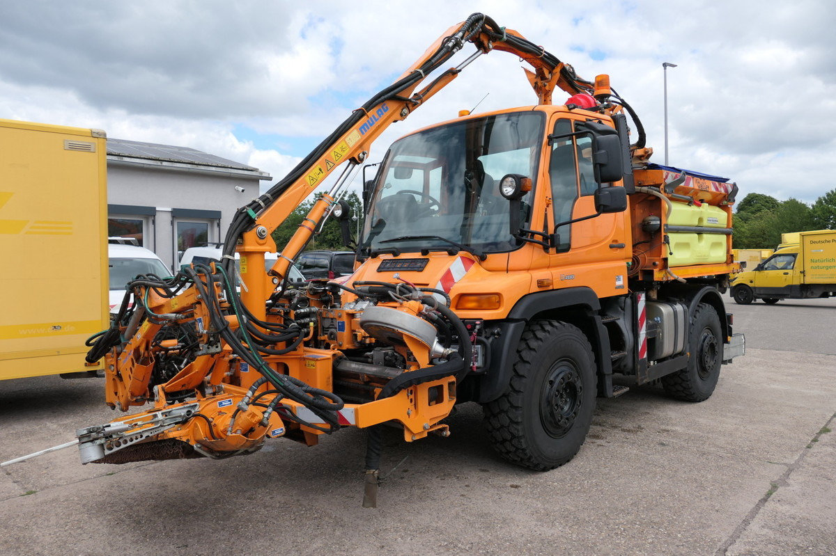 UNIMOG U400 405/12 - Camión volquete: foto 1 UNIMOG U400 405/12 - Camión volquete: foto 1