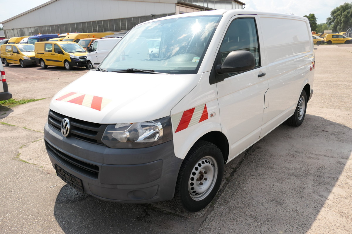 VW T5 2.0 TDI 4Motion 3-Sitzer AHK KLIMA WERKSTATTE - Furgoneta pequeña: foto 3 VW T5 2.0 TDI 4Motion 3-Sitzer AHK KLIMA WERKSTATTE - Furgoneta pequeña: foto 3