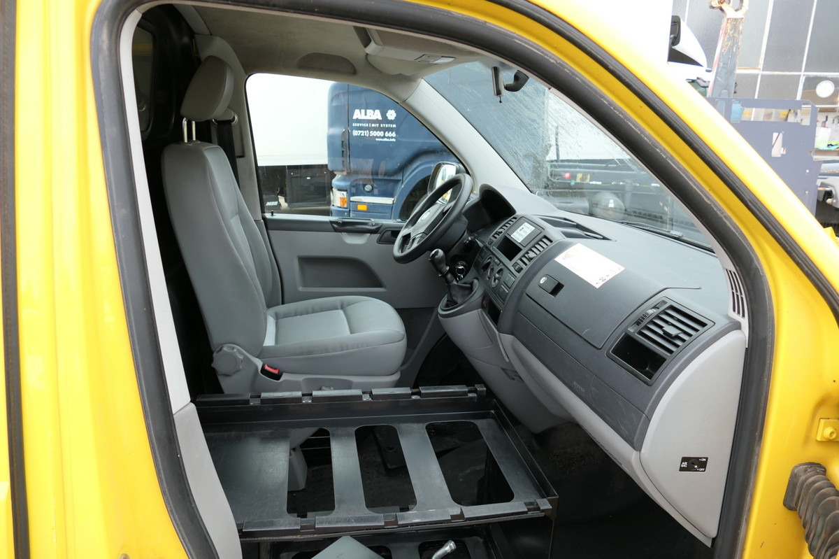 Furgoneta pequeña VW T5 Transporter 2.0 TDI EURO-5 CoC PARKTRONIK: foto 7 Furgoneta pequeña VW T5 Transporter 2.0 TDI EURO-5 CoC PARKTRONIK: foto 7