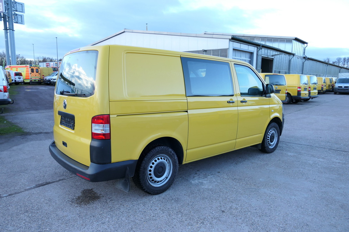 VW T5 Transporter 2.0 TDI EURO-5 CoC PARKTRONIK - Furgoneta pequeña: foto 4 VW T5 Transporter 2.0 TDI EURO-5 CoC PARKTRONIK - Furgoneta pequeña: foto 4