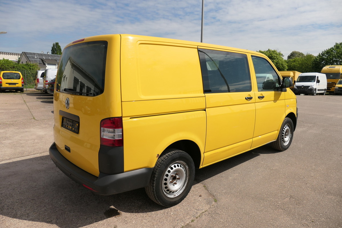 VW T5 Transporter 2.0 TDI EURO-5 PARKTRONIK CoC - Furgoneta pequeña: foto 4 VW T5 Transporter 2.0 TDI EURO-5 PARKTRONIK CoC - Furgoneta pequeña: foto 4
