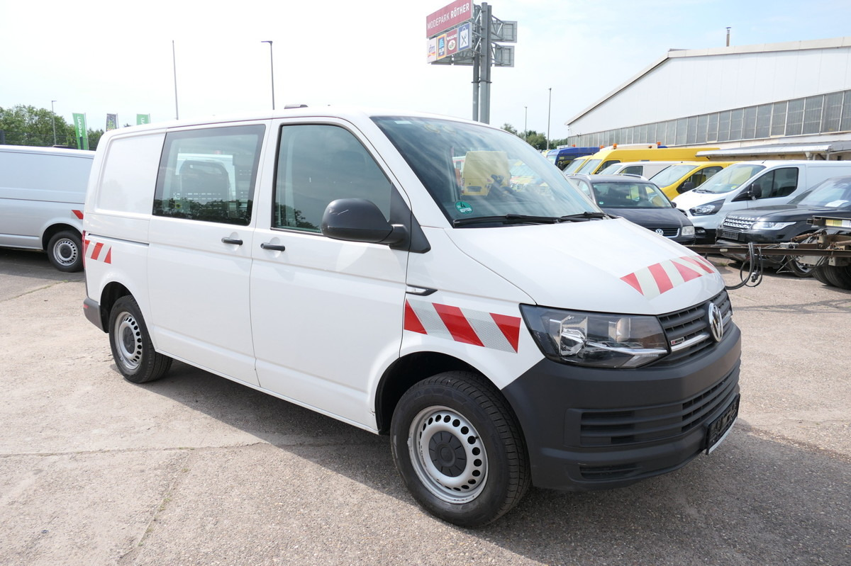 VW T6 Transporter 2.0 TDI 4Motion 3Sitzer KLIMA AHK - Furgoneta pequeña: foto 2 VW T6 Transporter 2.0 TDI 4Motion 3Sitzer KLIMA AHK - Furgoneta pequeña: foto 2