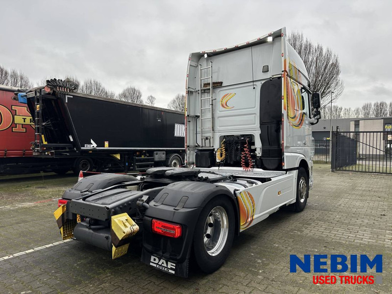 DAF XF480 4x2 - 622.678km - leather interior - Parking airco - Cabeza tractora: foto 2 DAF XF480 4x2 - 622.678km - leather interior - Parking airco - Cabeza tractora: foto 2