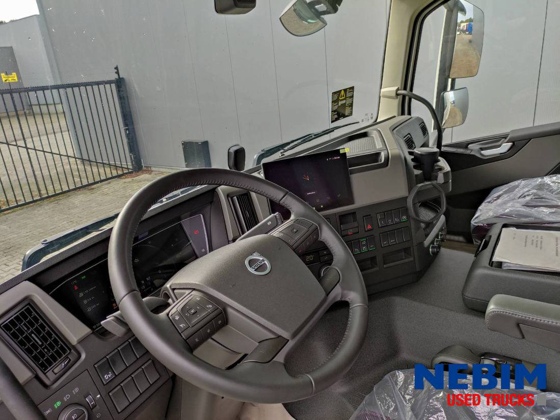 Volvo FM 330 4X2 - Camión lona: foto 3 Volvo FM 330 4X2 - Camión lona: foto 3
