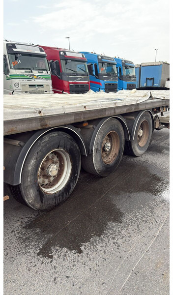 Fruehauf - Semirremolque plataforma/ Caja abierta: foto 4 Fruehauf - Semirremolque plataforma/ Caja abierta: foto 4