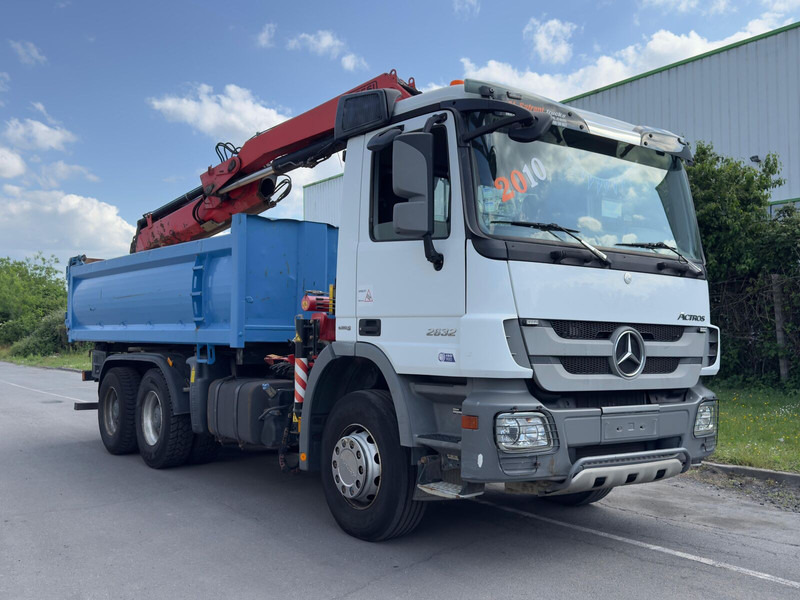 Mercedes-Benz ACTROS 2632 - Camión volquete, Camión grúa: foto 3 Mercedes-Benz ACTROS 2632 - Camión volquete, Camión grúa: foto 3
